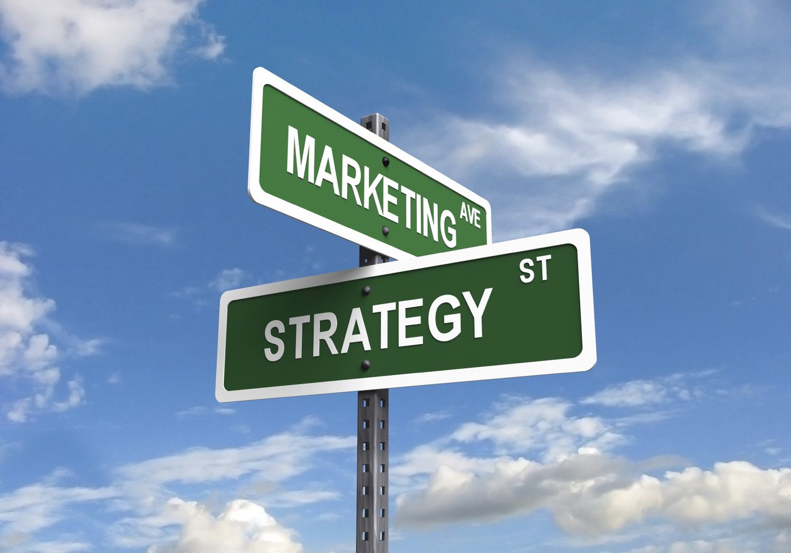 Panneaux directionnels Marketing Avenue et Strategy Street — choisir la bonne direction en stratégie marketing et communication